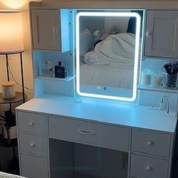 Makeup Vanity Desk With Mirror And Storage And Chargine Station LED Mirror White For Sale