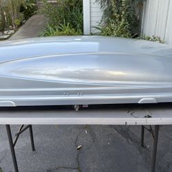 Thule Atlantis 1200 Roof Top Cargo Box