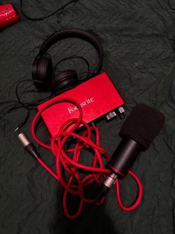 Focusrite Audio Interface Bundle with Mic and Headphones