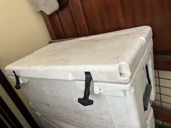 Hielera / Cooler RTIC