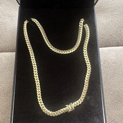 14KT Miami Cuban Gold Chain