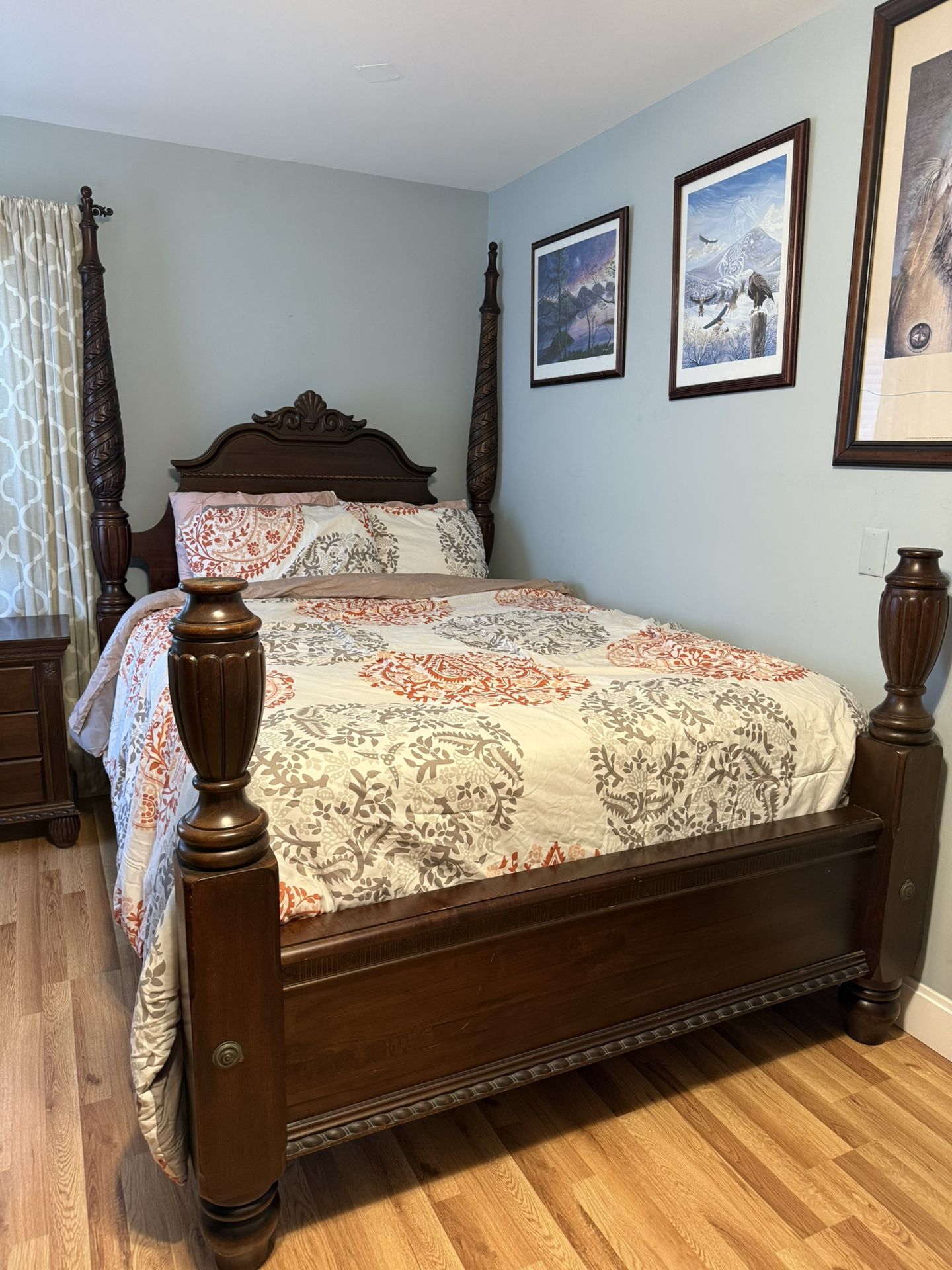 Queen Size 4 Piece Bed Set Furniture 