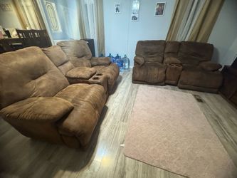 Couch set