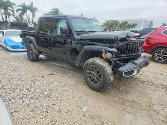 2024 Jeep Gladiator