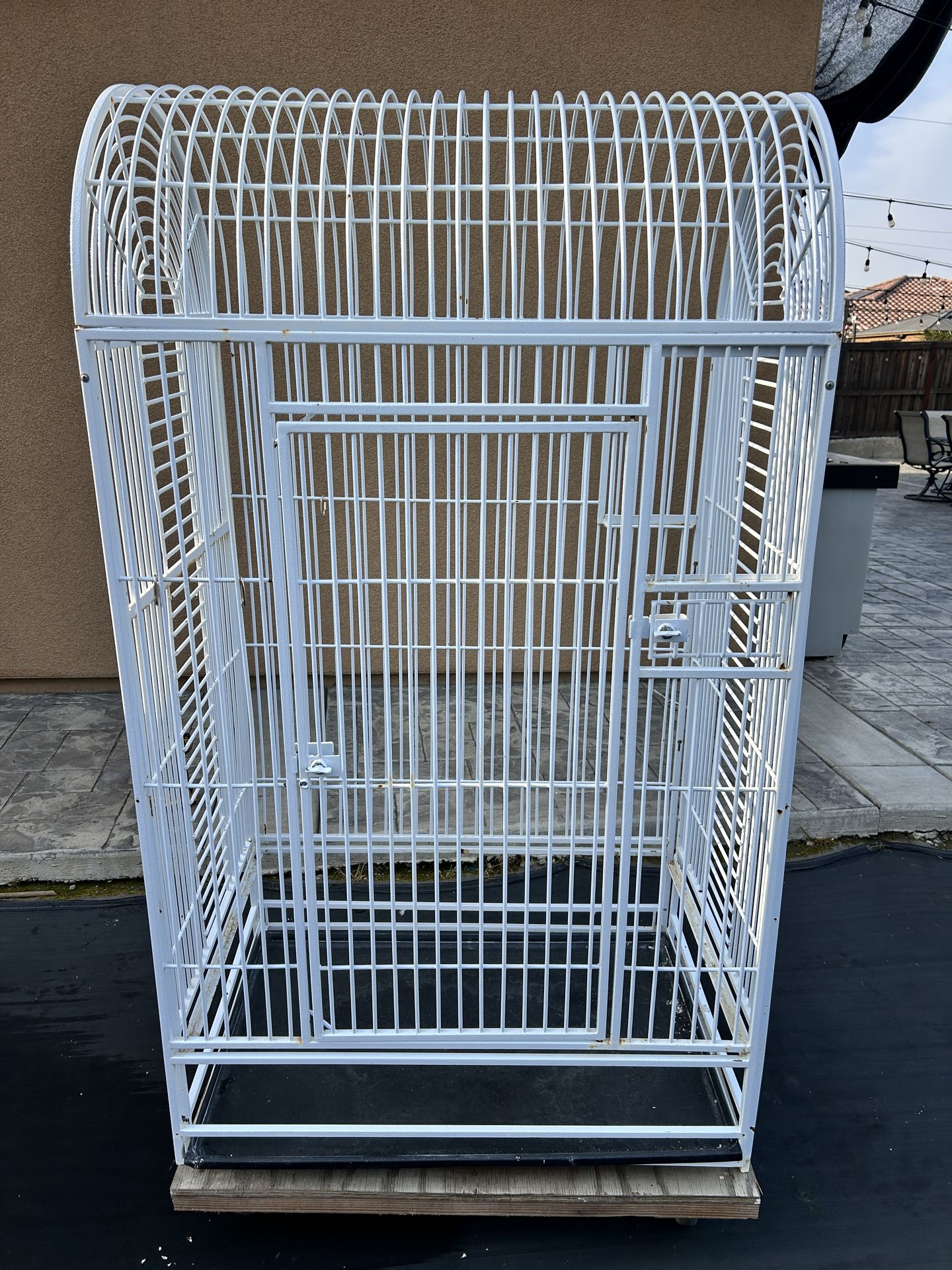 Bird cage