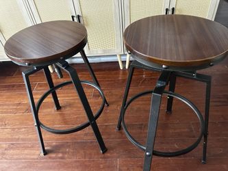 Bar Stools Set