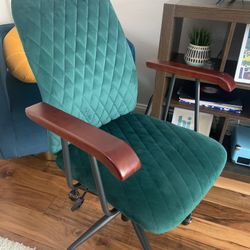 Cute Green Velvet Desk Chair for Sale in Costa Mesa CA OfferUp