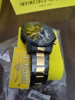 Invicta Specialty Altoris Men's Watch Black–Gold Model 50685 ⚫