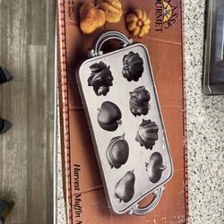 Vintage John Wright Classic Gourmet Harvest Muffin Mold