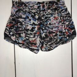 Lululemon Hotty Hot Short Size 8