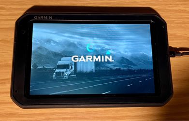 Garmin DEZL 780 LMT-S 7" Screen Truck GPS Navigator Black Semi Truck GPS