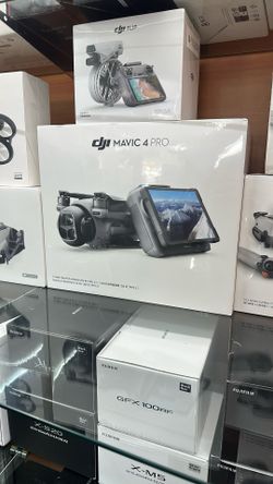 DJI Mavic 4 Pro Drone with 512GB Creator Combo
