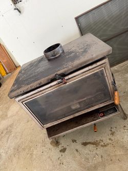 Antique Vintage Wood-Burning Cook Stove — $750 OBO