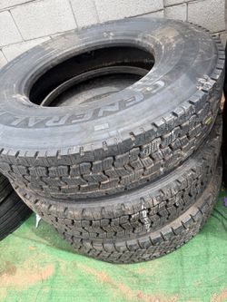 11r22.5 recap drives
