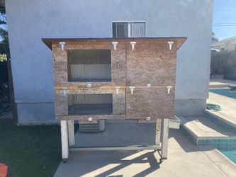Rabbit/Small Animal Hutch