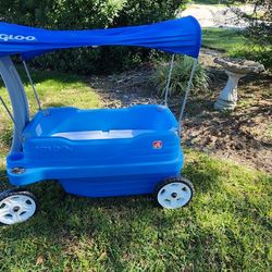 Step 2 Igloo Wagon with canopy and cooler