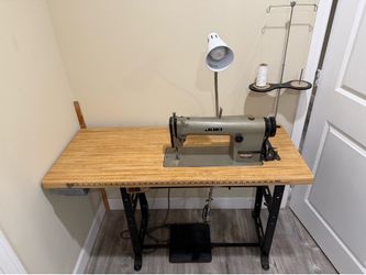 Juki DDL 227 vintage high speed sewing machine
