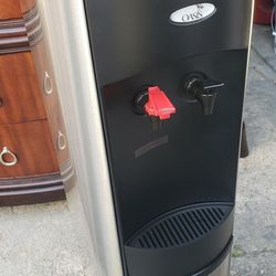 Water Filtered  Dispenser 