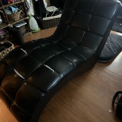 Free Chair