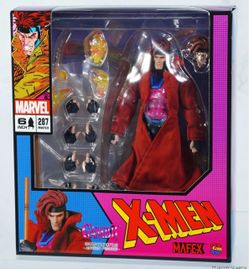 Figure bundle