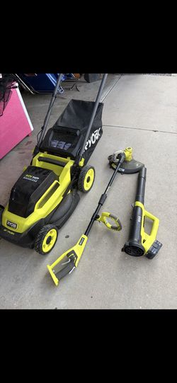 Lawnmower equipment