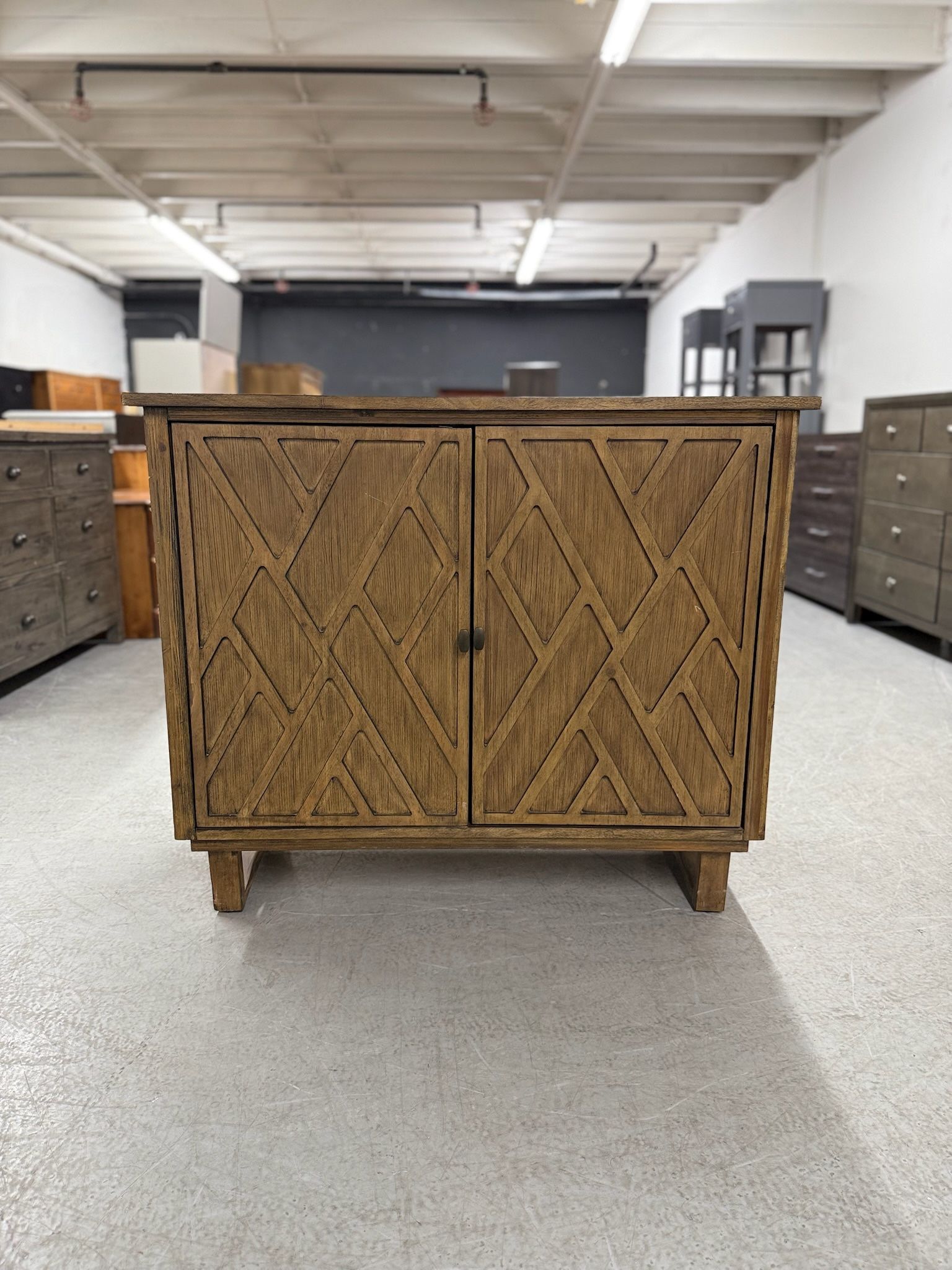 2 For Sale - Price Is For Each One - 2 Stunning Very Large American Home Furniture Wood Nightstands Set / End Tables / Side Tables / Console Sideboard