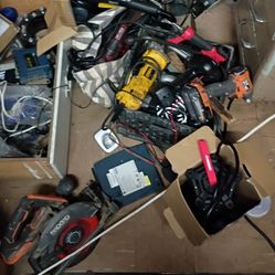 2drill 2wood Couter1battery 1electri Also Electric Blower 