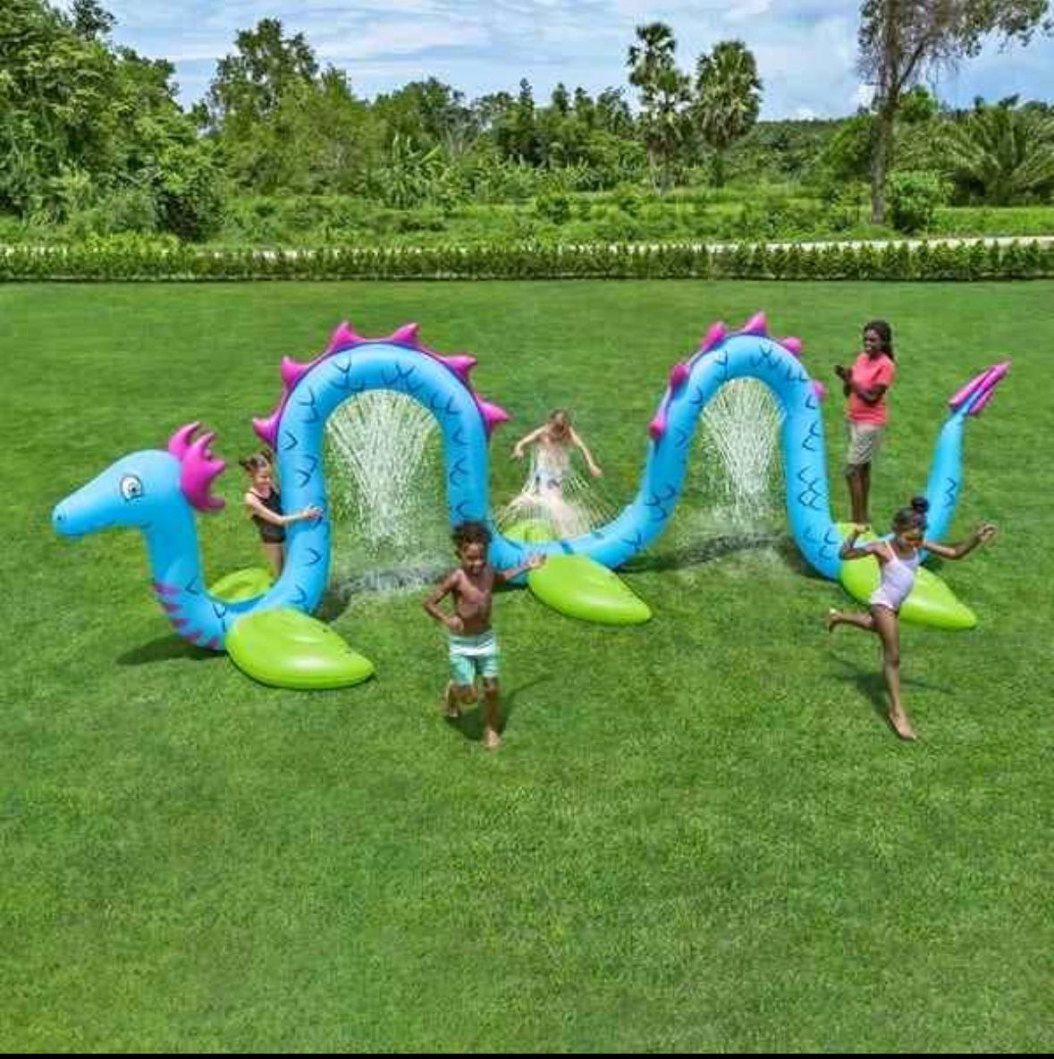 Free Huge Dragon Sprinkler