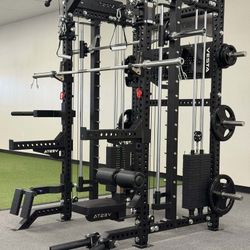 COMMERCIAL SQUAT RACK SMITH MACHINE - FREE DELIVERY 