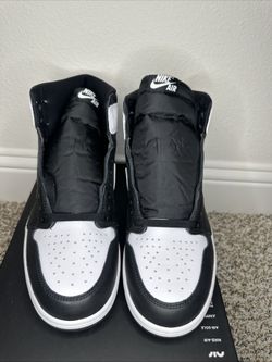 Air Jordan 1 High Black White