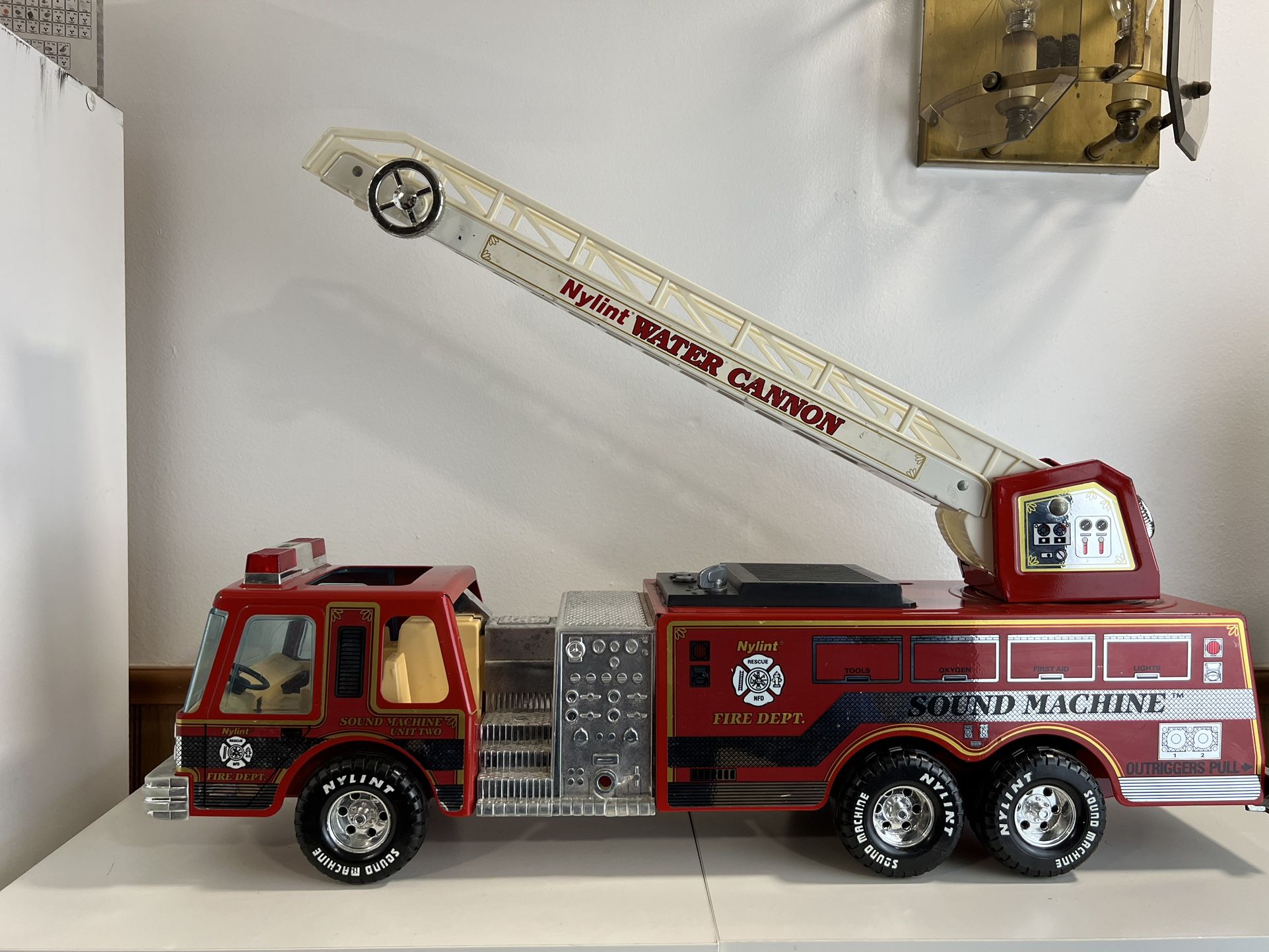 Nylint Fire Truck Water Cannon Sound Machine Metal