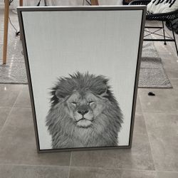 Lienzo enmarcado con diseño de león en blanco y negro por Simon Te Tai, 23 x 33 pulgadas, color gris