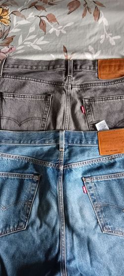 lEvis 501 lot made in US  RED STITCH IN SEAM