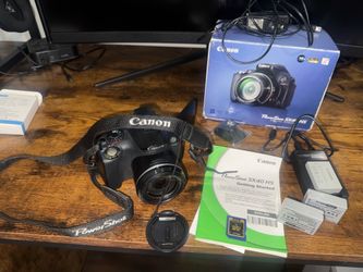 Canon PowerShot SX40 HS Digital Camera – Complete Bundle