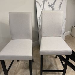 Small Marble Print Table & 2 Chairs 