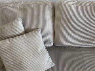 Corduroy beiege couch