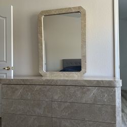 Dresser Vanity with Mirror
