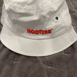 Hooters Bucket Hat 