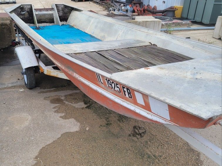 Aluminum Boat
