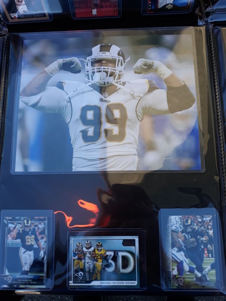 Rams arron donald plaque