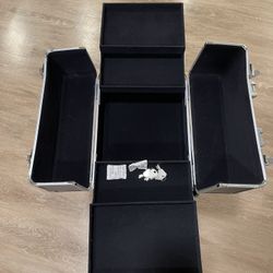 Professional Cosmetic Organizer Makeup Traveling case 