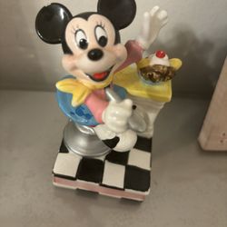 Minnie Mouse