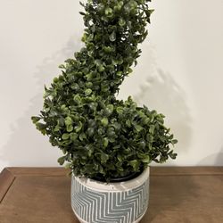 Small Artificial Topiary/Ceramic Planter (1 Ft 3” Tall)