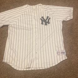 Adult XL Yankees Jersey 