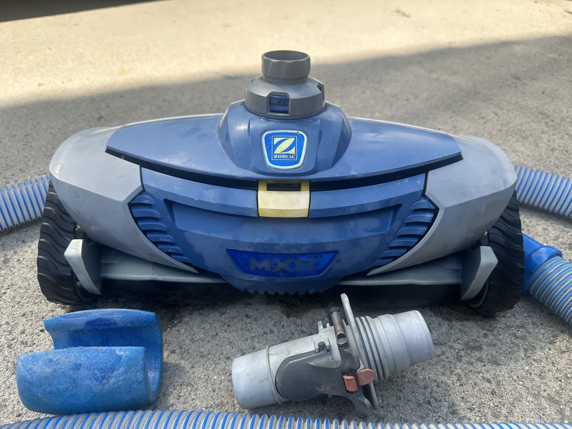 Zodiac MX8 Pool Cleaner