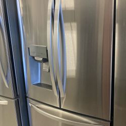 French Door Refrigerator 