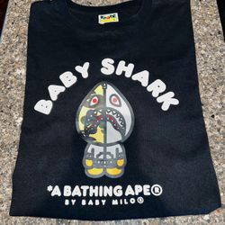 Bape shirt (Large)