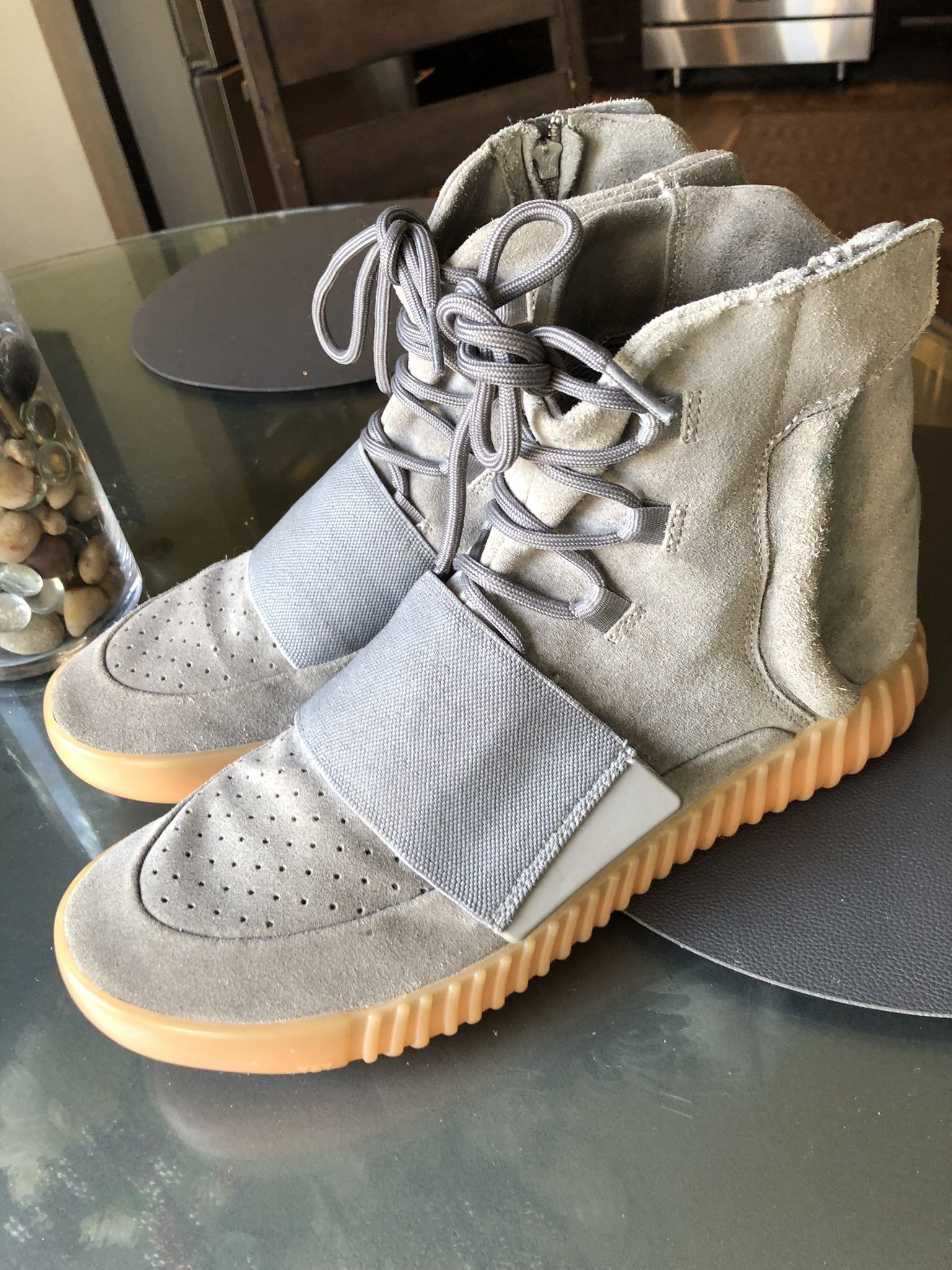 Adidas Yeezy Boost 750 Gray/Gum “Glow In The Dark” Soles