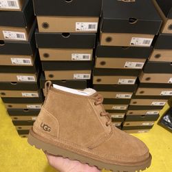 UGG NEUMEL BOOTS FOR SALE❄️