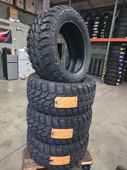 33/12.50.20 MT 4 TIRE FOR SALE 
WE DO FINANCING SAME AS CASH 
